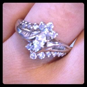 Half ct diamond ring in white gold