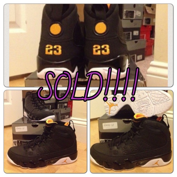 Authentic Jordan's -SOLD offline