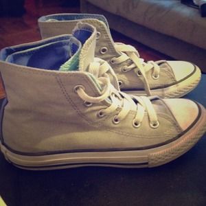 REDUCED-Kids converse barely worn