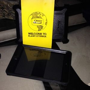Otter box for iPad mini.. Brand new . Never used