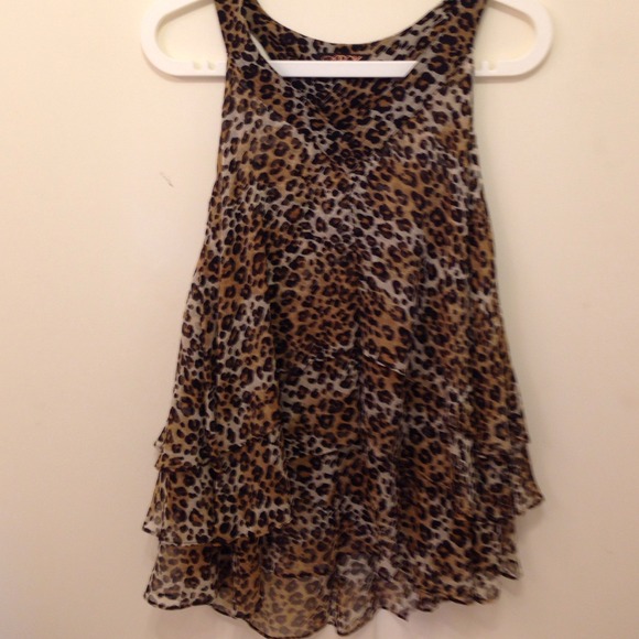 leRok animal print flowy  tiered ruffle top