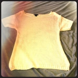 🔵SOLD🔵White Knit- Short sleeved Sweater Top