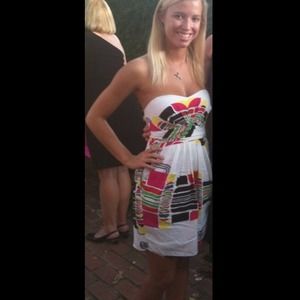 Geometric white dress