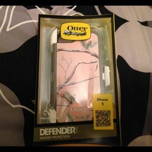 HOLD!!! Defender Otter Box for IPhone 5