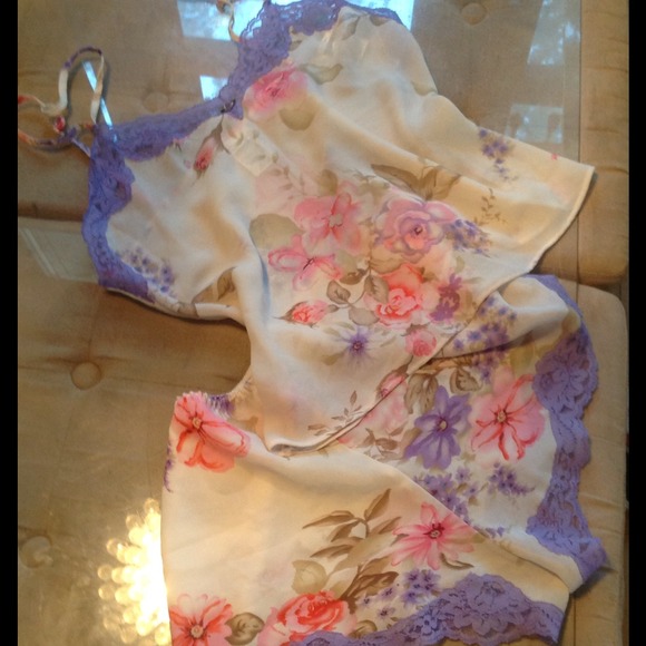 GORGEOUS Pin up style nighties!