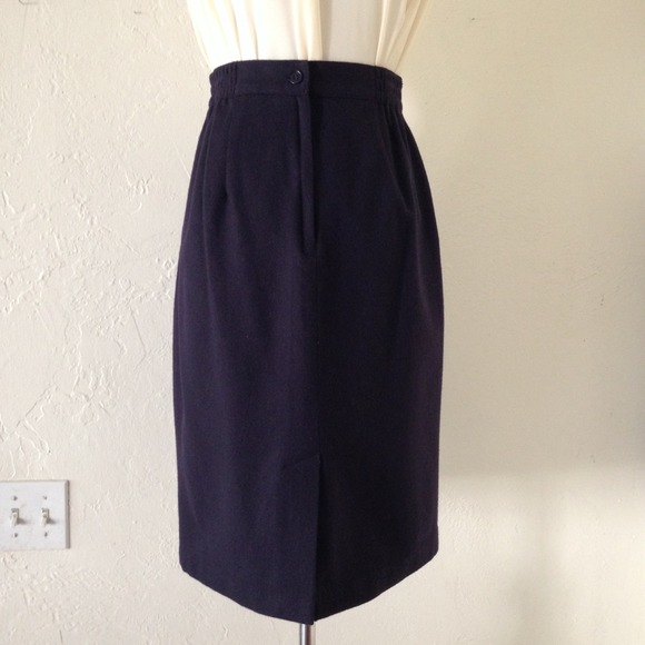 Vintage Navy Blue Wool Skirt - Picture 3 of 5