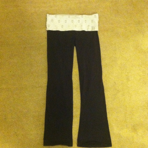 Victoria's Secret Yoga Pants! ON HOLD!!!!