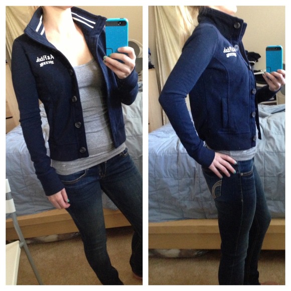 Abercrombie Fleece Jacket & Gilly Hicks Bra 34b