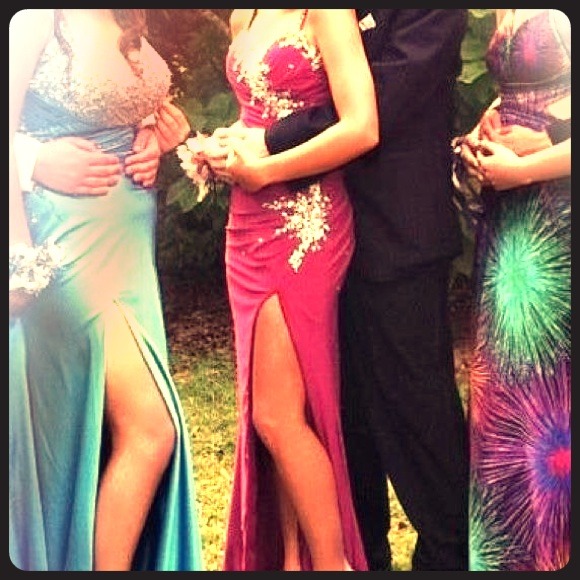 Beautiful plum colored prom dress. Sparkly!