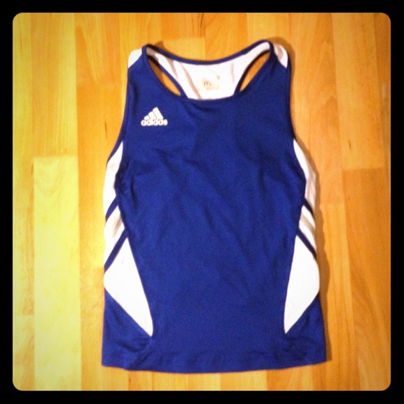 Adidas running tank top 💙💙