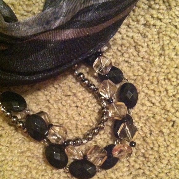 Scarf - Picture 3 of 3