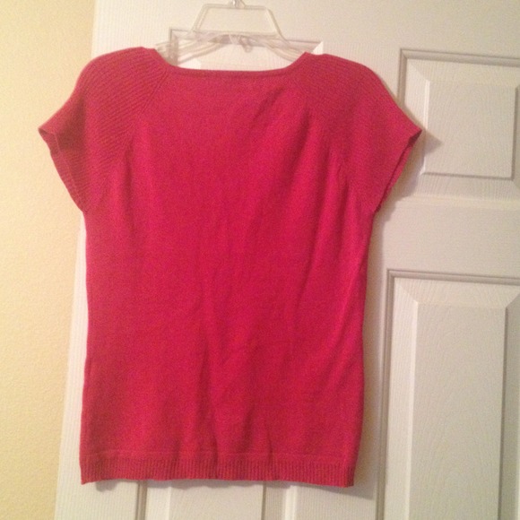 Pink top - Picture 4 of 4
