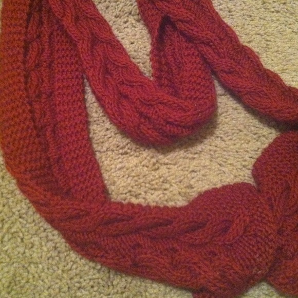 Scarf - Picture 3 of 3