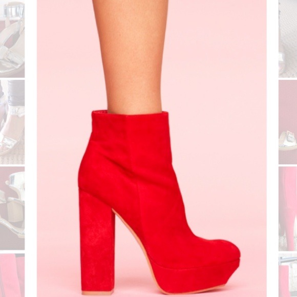 ✨👠Red platform booties👠✨