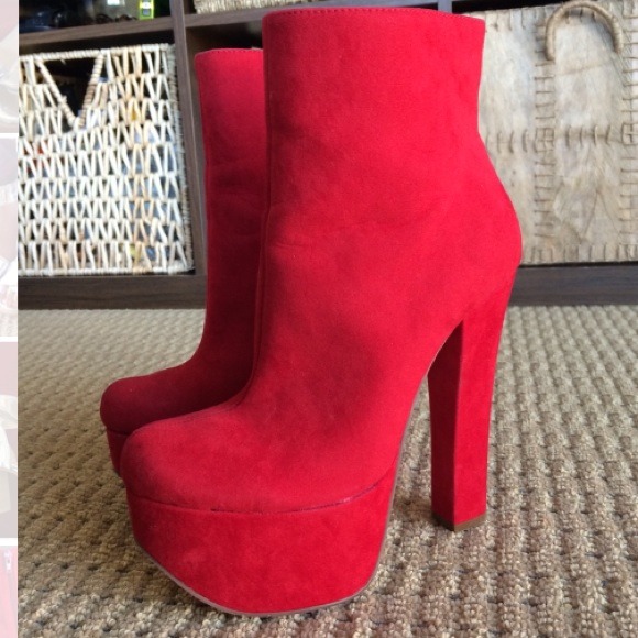 ✨👠Red platform booties👠✨ - Picture 2 of 4