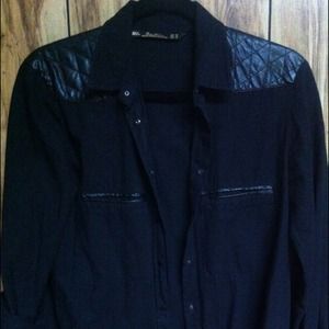 SOLDDD❗ Zara Blouse Button Down XS