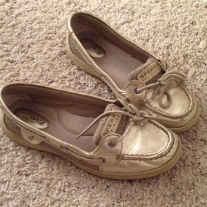 SOLD Speedy top sider gold size 7 shoes