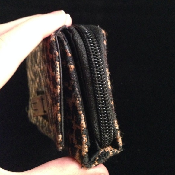 Leopard Print Wallet - Picture 4 of 4