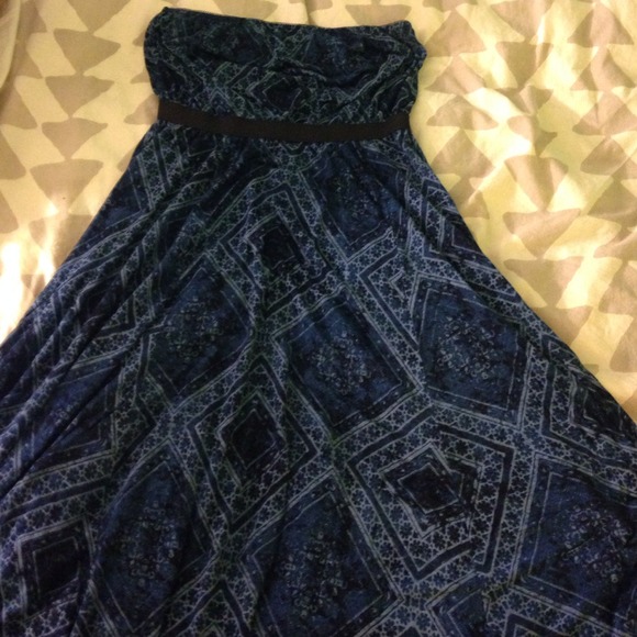 Urban Outfitters blue strapless maxi 💋 - Picture 2 of 3