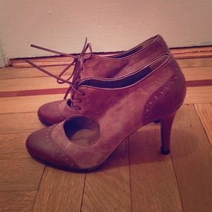 Barneys COOP mauve suede and brown leather oxfords