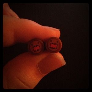 Domo Plugs