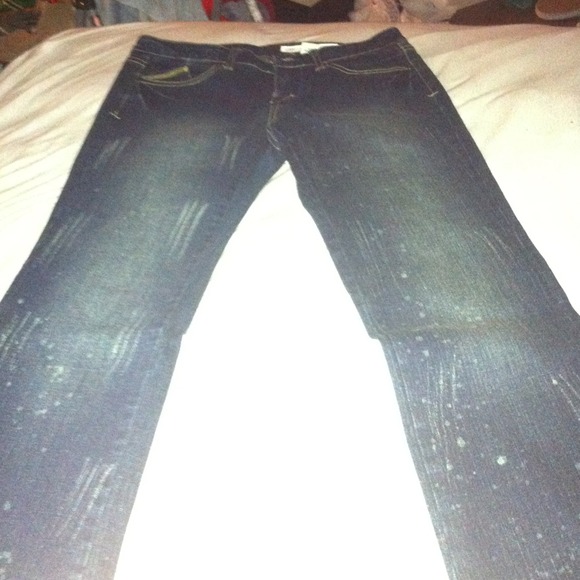 Brand new Akdmks size 28 jeans!!!
