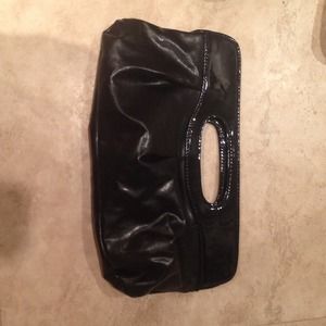 Black clutch