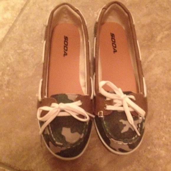 Camo Soda loafers