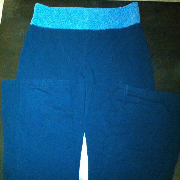 ⭐Yoga pant⭐ - Picture 1 of 3