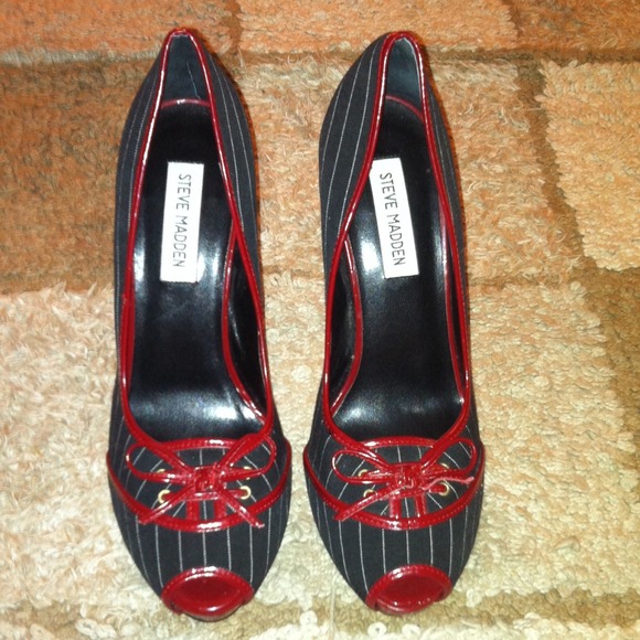 Steve Madden pinstripe peep toe red pumps