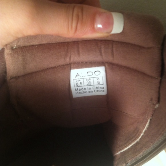 Wedge shoes RESERVED FOR @adrianac2013 - Picture 4 of 4