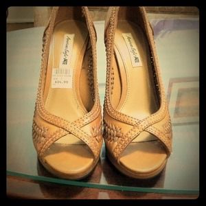 American Eagle Heels