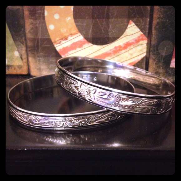 🚫SOLD🚫 bangles