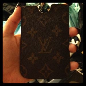Louis Vuitton authentic iPhone 4 case