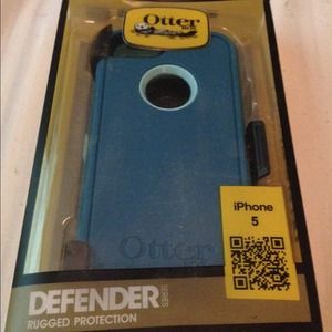 Aqua teal iPhone 5 Otterbox defender case