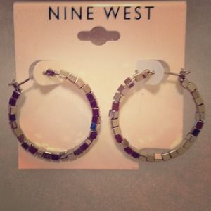 Nine west mini cube hoop earrings!