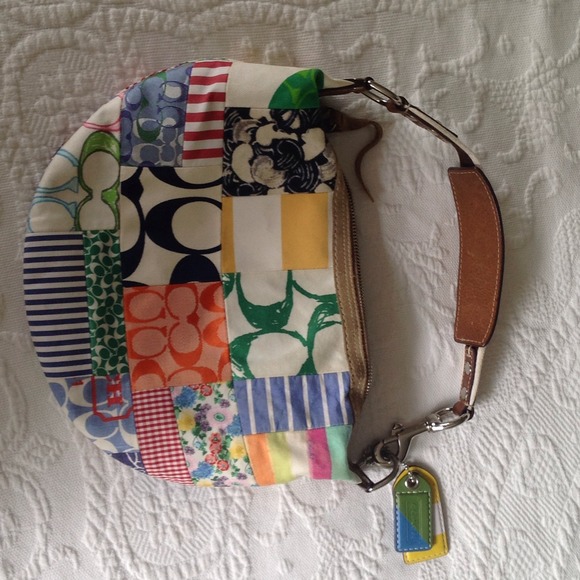 Coach shoulder bag - Picture 2 of 4