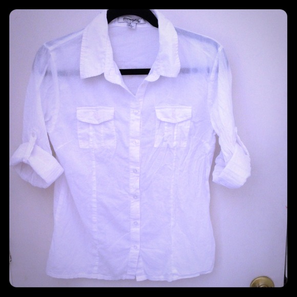 White linen button down reduced