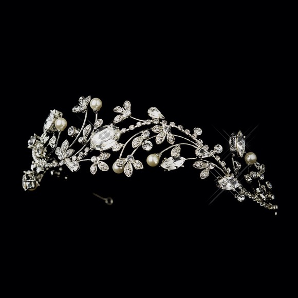 🚫SOLD🚫Bridal Tiara