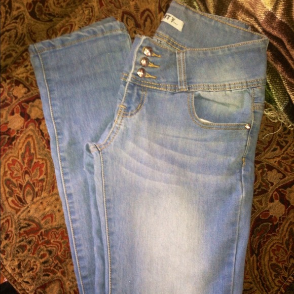 Skinny jeans