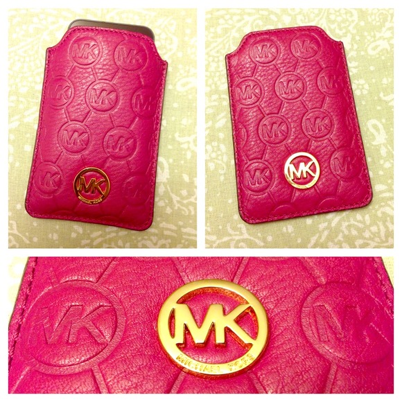 Michael Kors Accessories - 💯Authentic MK iPhone case! 📱💕