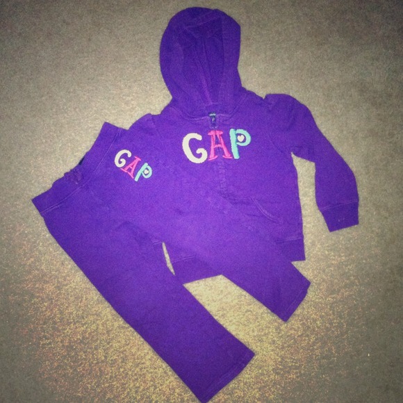 Baby gap purple sweatsuit sz 5t