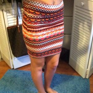 Bodycon skirt Aztec print