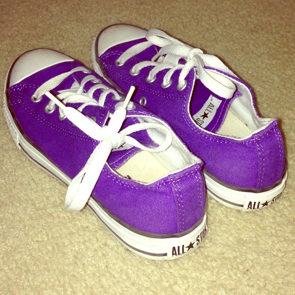 Converse Size 3 Youth/ Size 5 Women's Royal Purple
