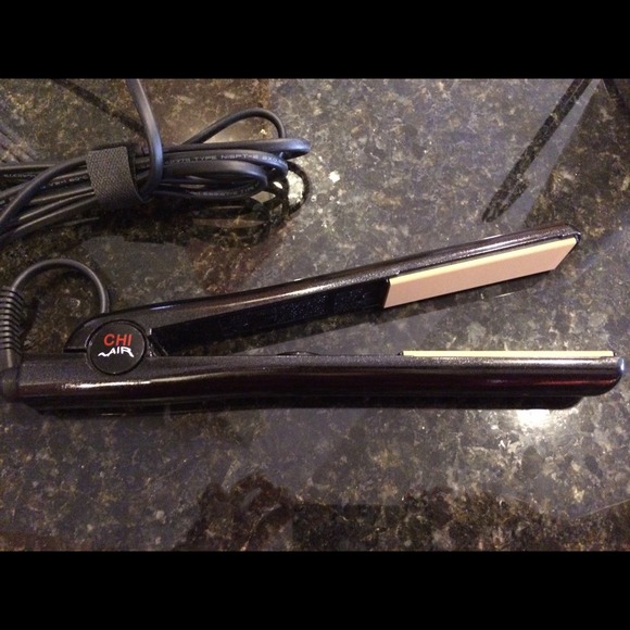 Chi Air ceramic hair straightener