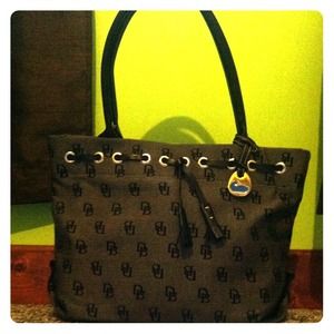 Dooney & Bourke handbag/shopper made in the U.S.A