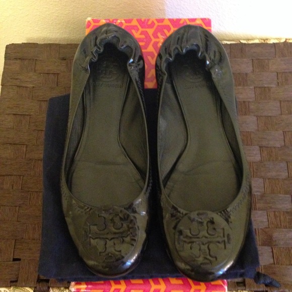 SOLD Authentic Tory Burch Black Patent Reva Ballet