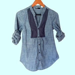URBAN OUTFITTERS Denim button up shirt