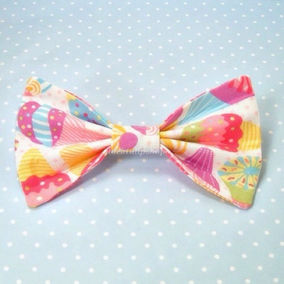 6 Handmade Bows ! - Picture 3 of 3
