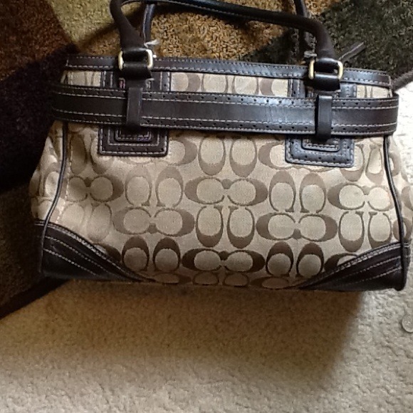 Authentic Coach bag - Picture 4 of 4